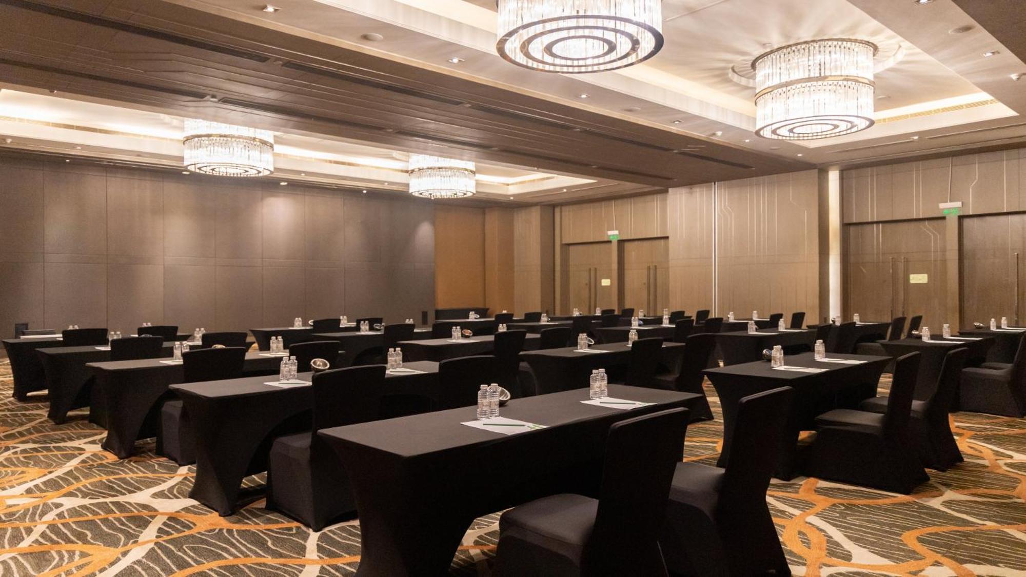 Holiday Inn New Delhi Aerocity By Ihg Экстерьер фото Meeting room